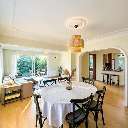 Cozy 4br With View And Comfort Galore Villa Sapanca