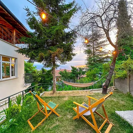 Cozy 4br With View And Comfort Galore Villa Sapanca
