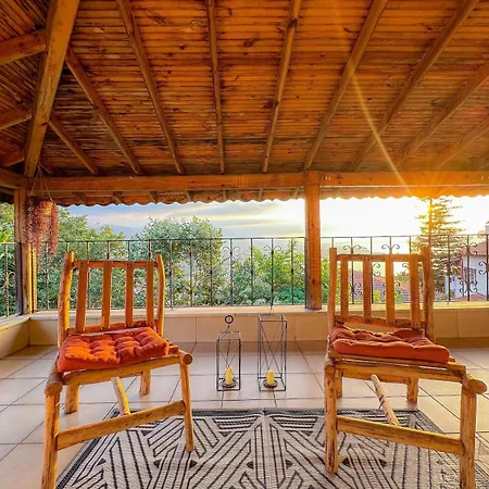 Cozy 4br With View And Comfort Galore Villa Sapanca